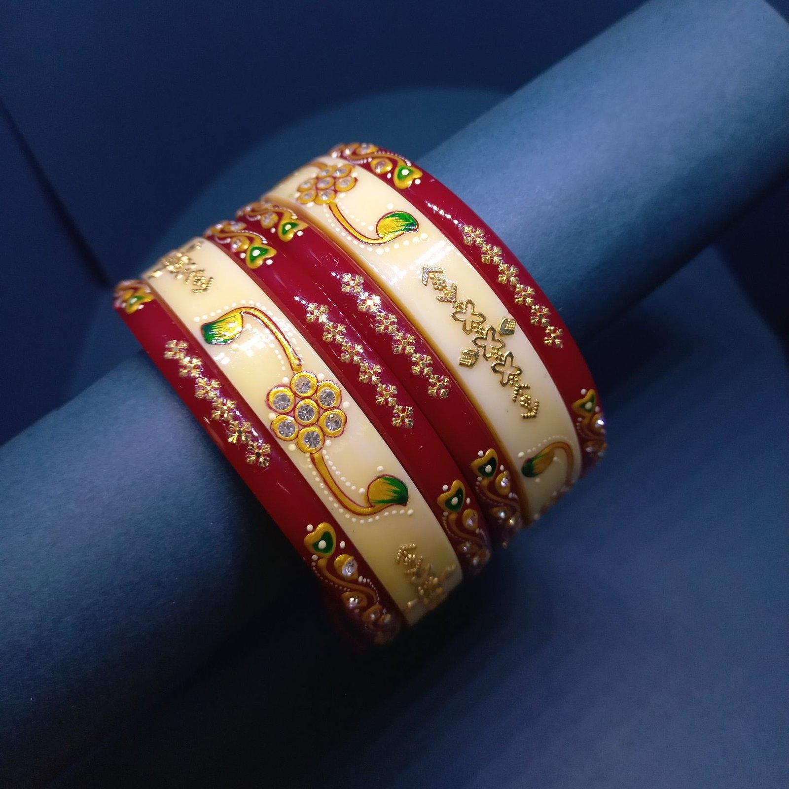 916 Gold Modren Design Plastic  Kangan