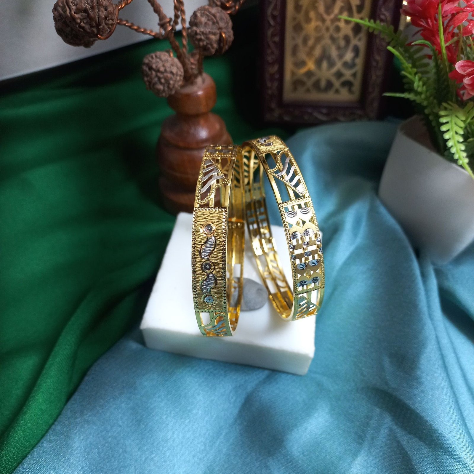 916 Gold Fancy Bangle Kada