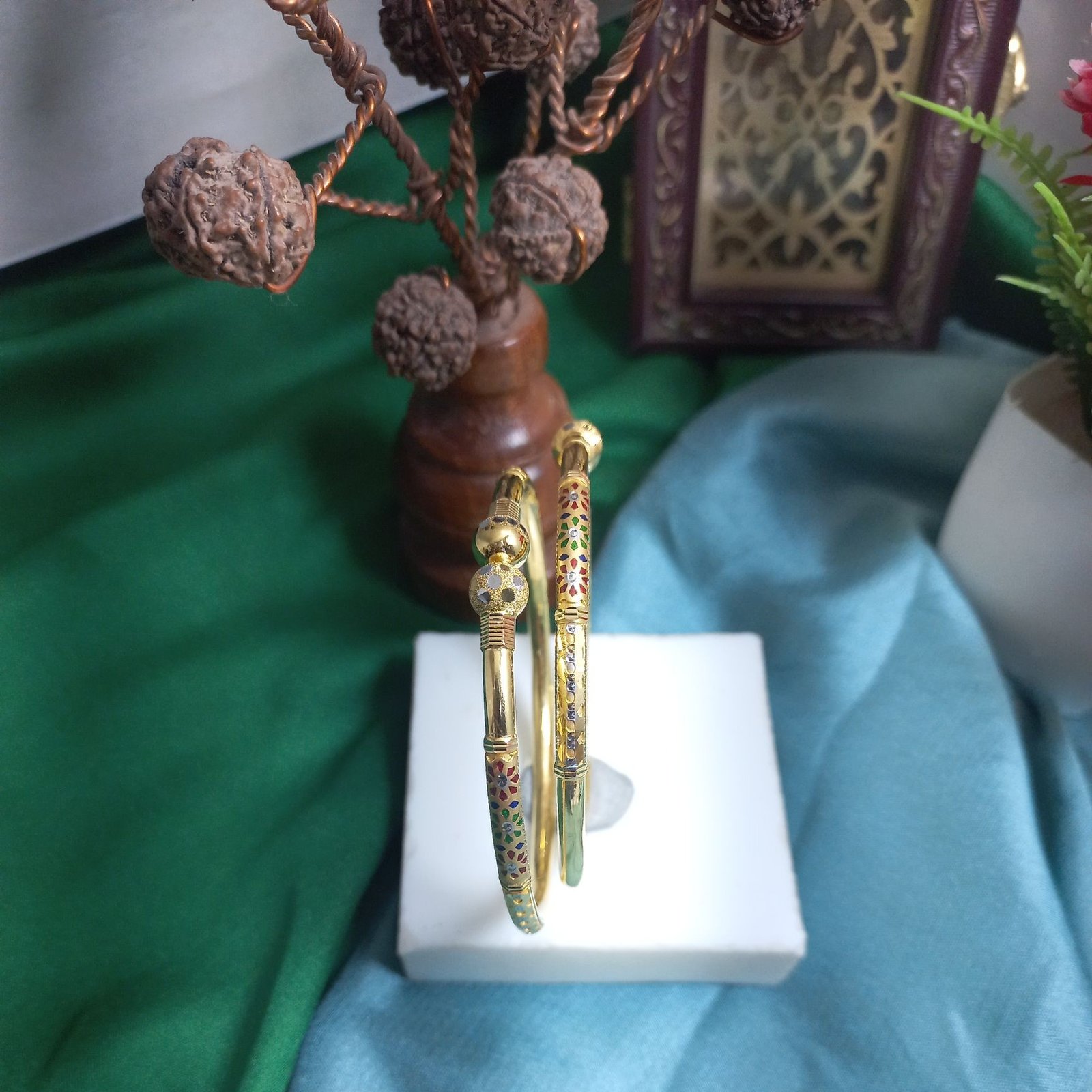 916 Gold Colorful Modhiya Kadali